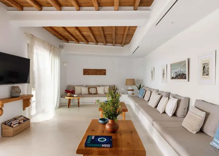 Myker Estate I 8-bdr, Luxury, Seaview, Pool