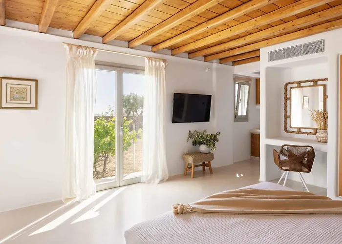 Myker Estate I 8-bdr, Luxury, Seaview, Pool