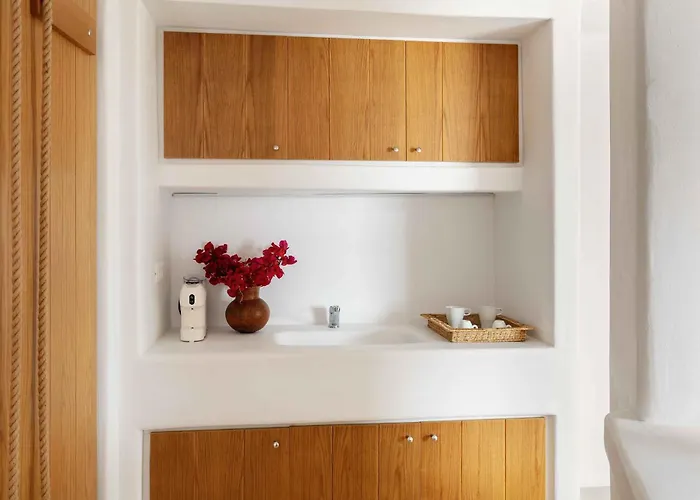 Myker Estate I 8-bdr, Luxury, Seaview, Pool Plintri